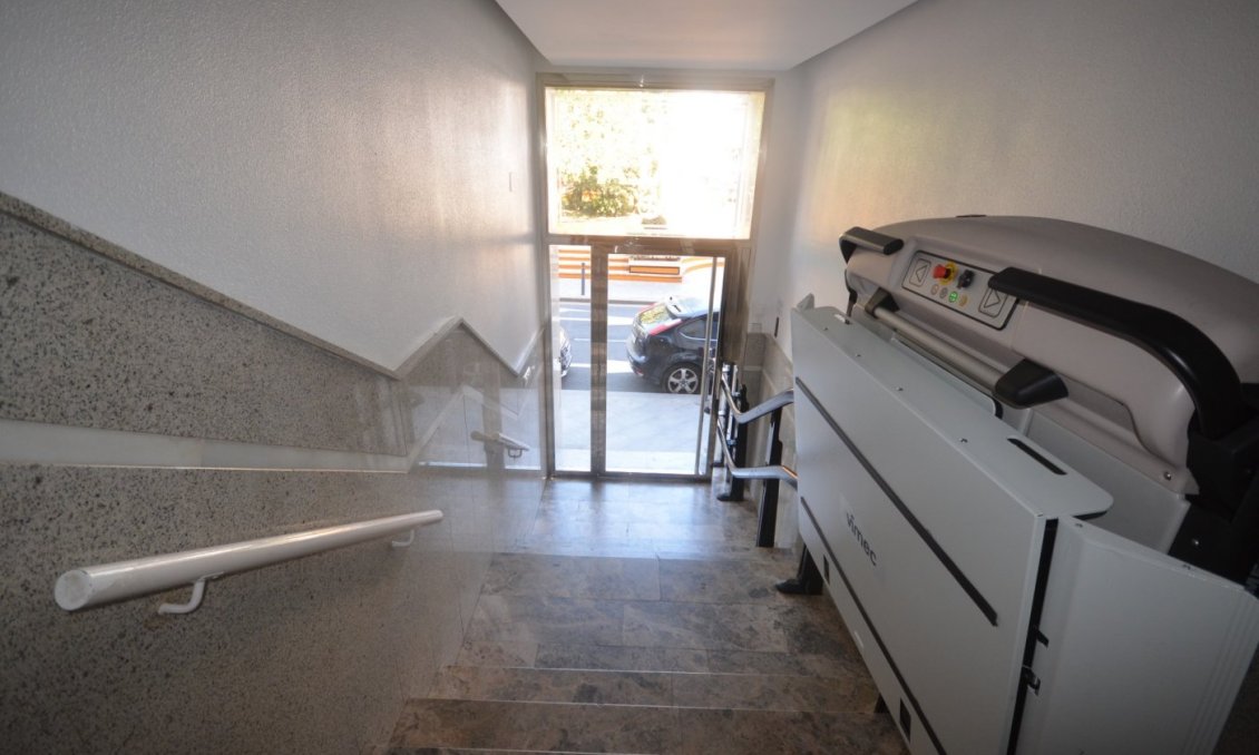Segunda mano - Apartamento -
Torrevieja - Centro
