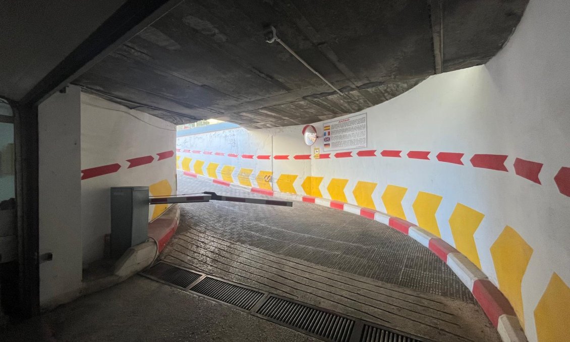 Segunda mano - Apartamento -
Torrevieja - Centro