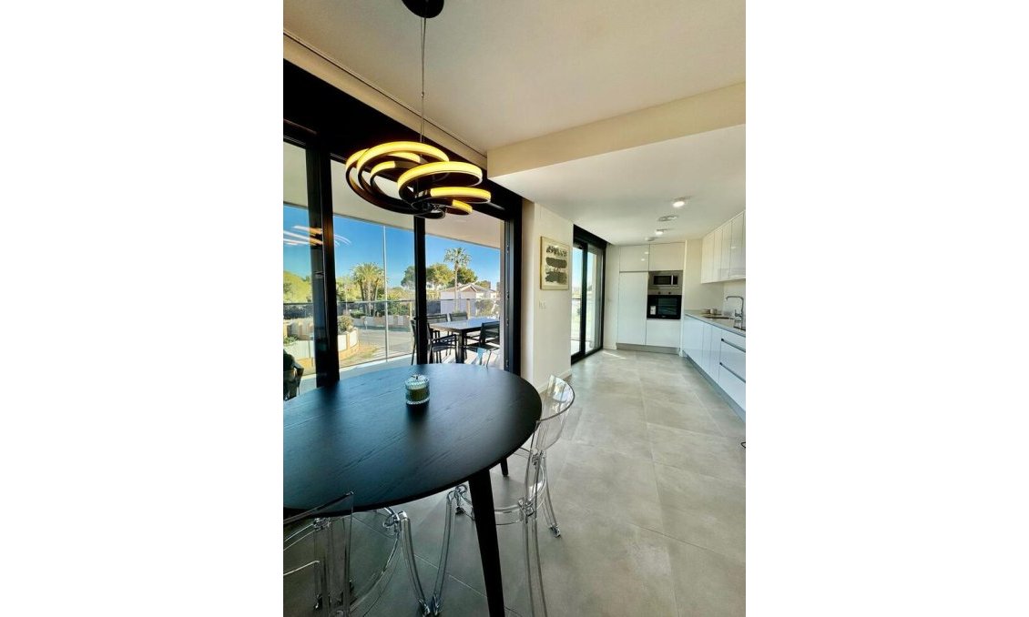 Segunda mano - Apartamento -
Dehesa de Campoamor - Costa Blanca