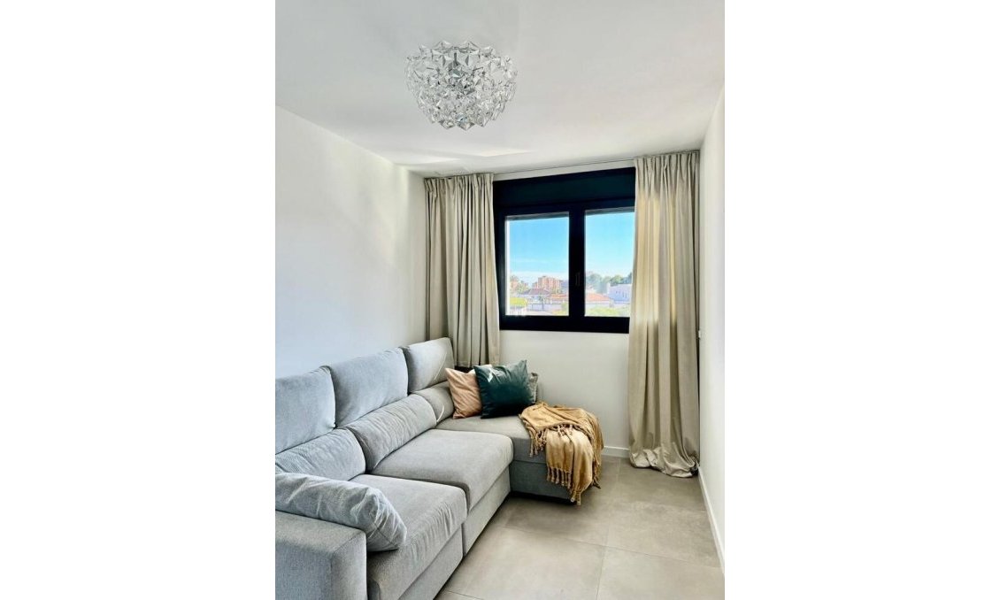 Segunda mano - Apartamento -
Dehesa de Campoamor - Costa Blanca