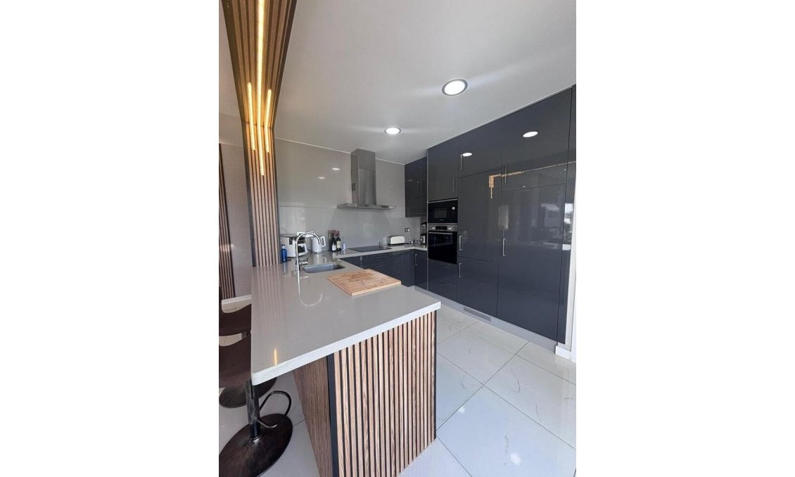 Segunda mano - Villa -
Villamartin - Costa Blanca