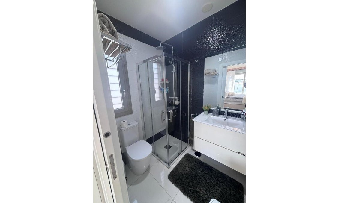 Segunda mano - Villa -
Villamartin - Costa Blanca