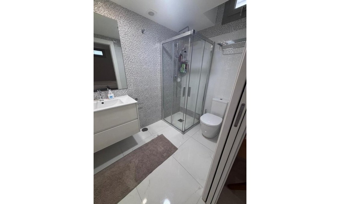 Segunda mano - Villa -
Villamartin - Costa Blanca