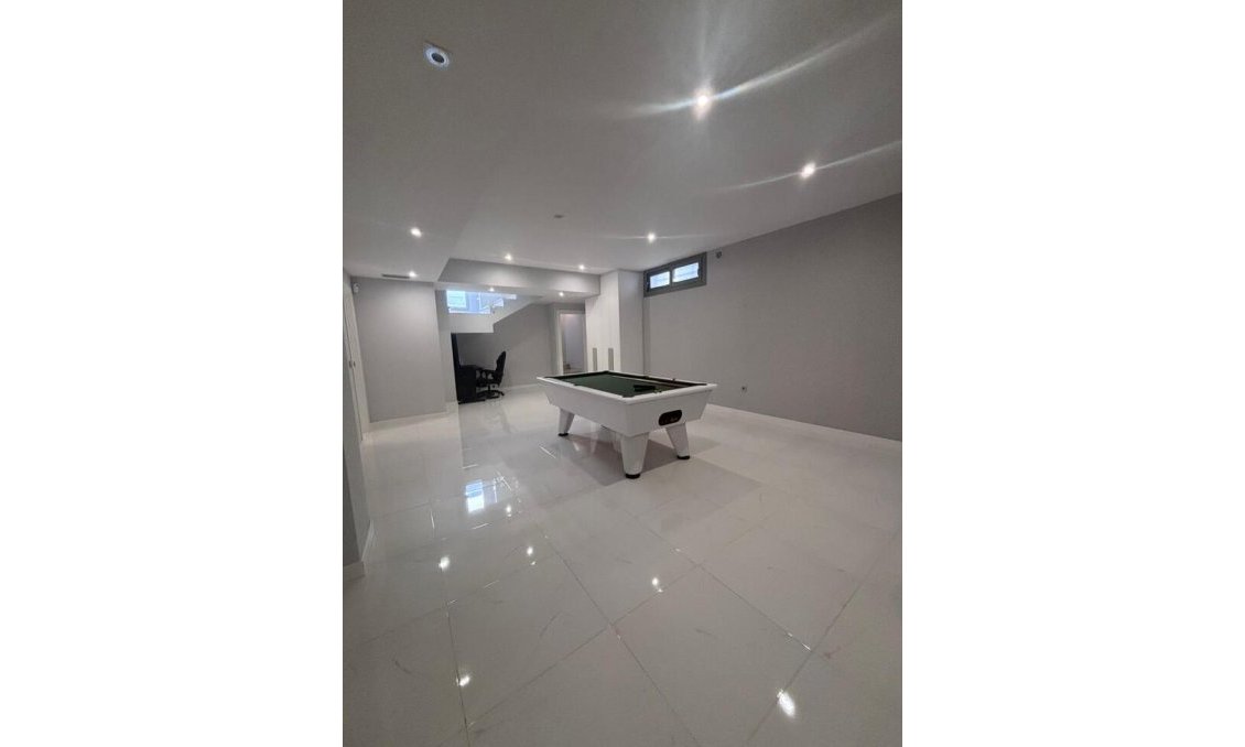 Segunda mano - Villa -
Villamartin - Costa Blanca