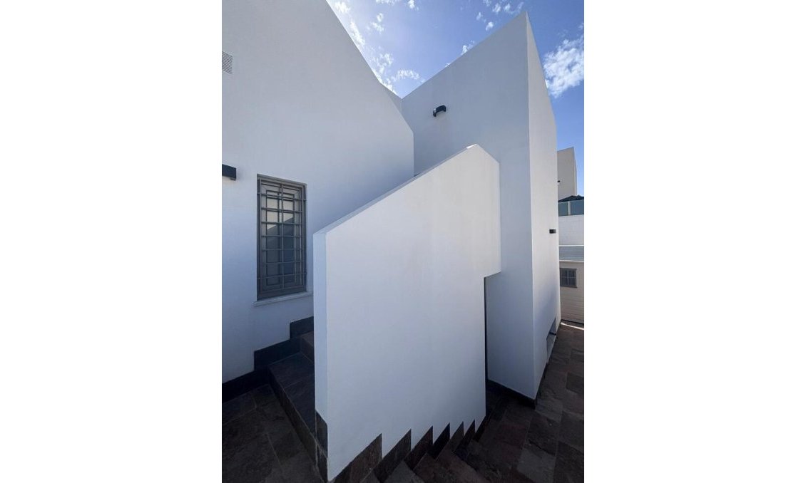 Segunda mano - Villa -
Villamartin - Costa Blanca