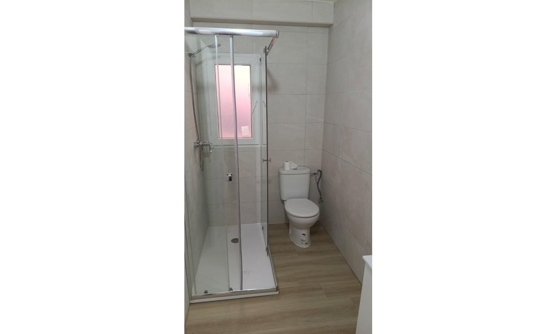 Revente - Appartement -
Torrevieja - Centro