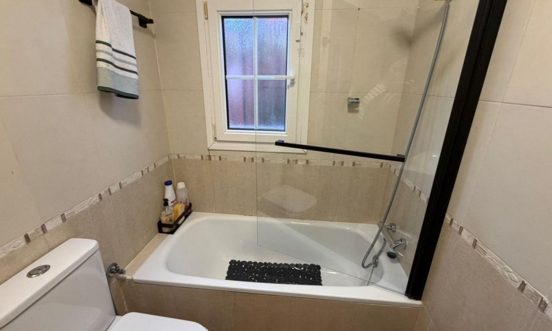 Revente - Semi Detached -
Orihuela Costa - Villamartín