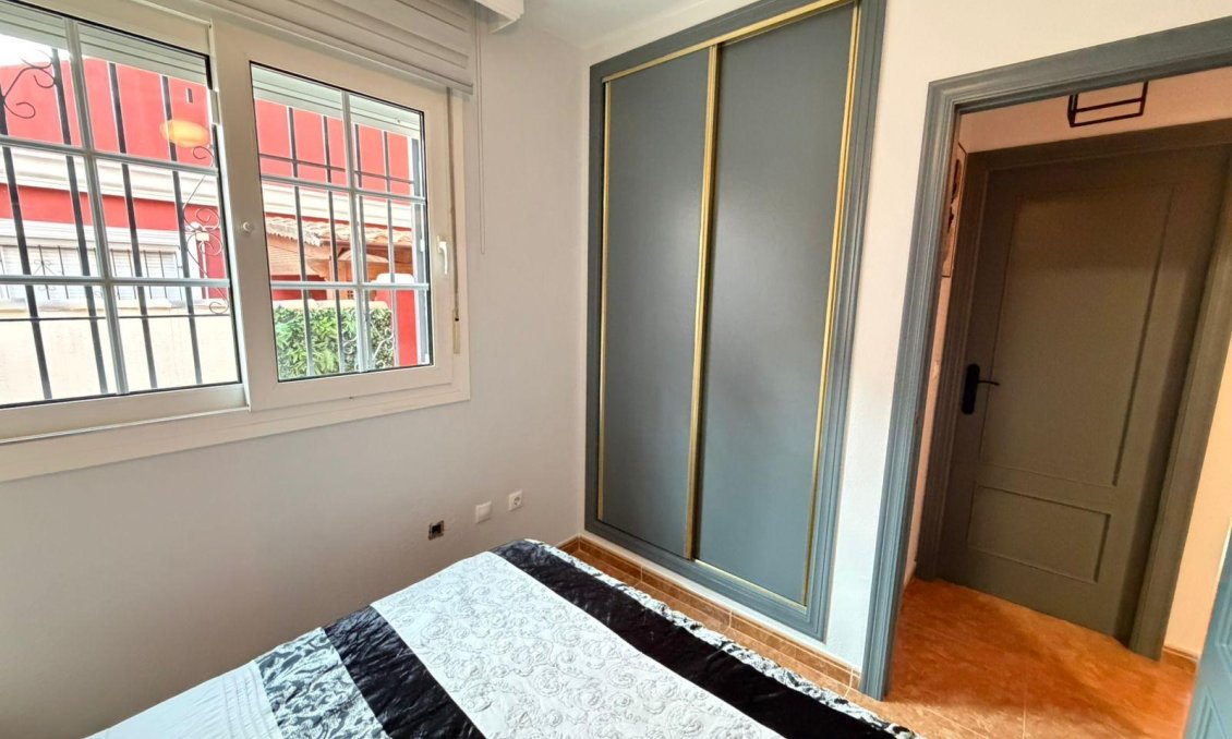 Revente - Semi Detached -
Orihuela Costa - Villamartín