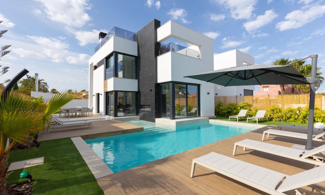 Revente - Villa -
Torrevieja - Torreta Florida