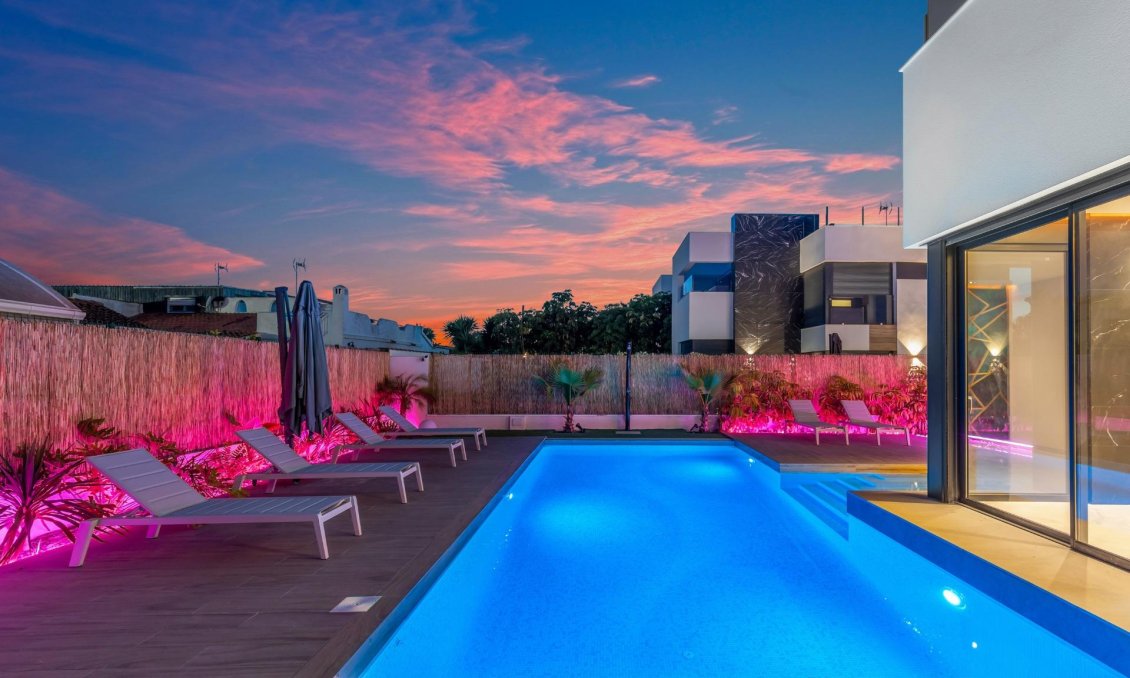 Revente - Villa -
Torrevieja - Torreta Florida