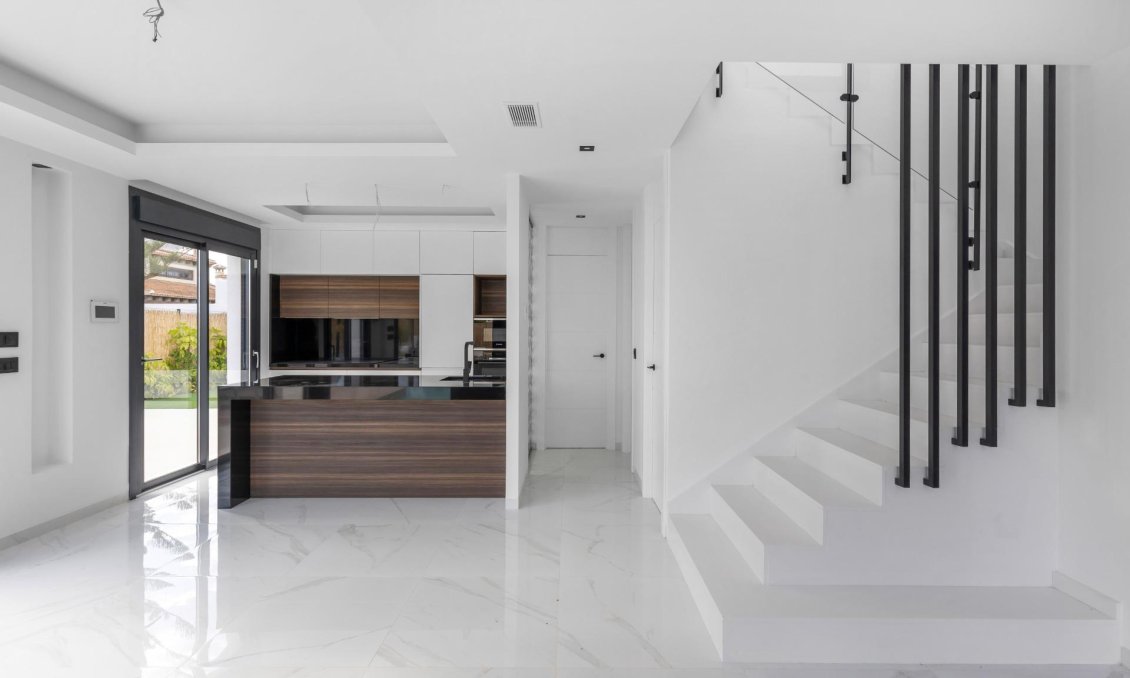 Revente - Villa -
Torrevieja - Torreta Florida