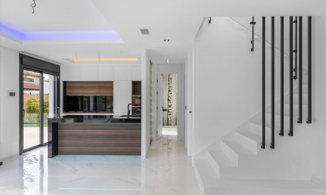 Revente - Villa -
Torrevieja - Torreta Florida