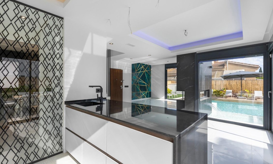 Revente - Villa -
Torrevieja - Torreta Florida