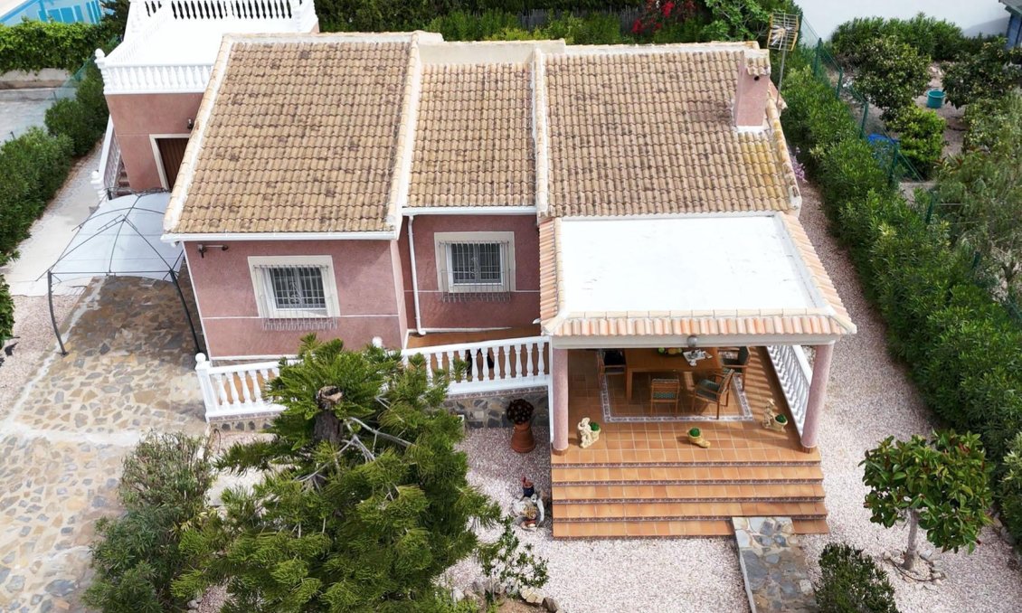 Használt Ingatlanok - Villa -
Torrevieja - La Siesta