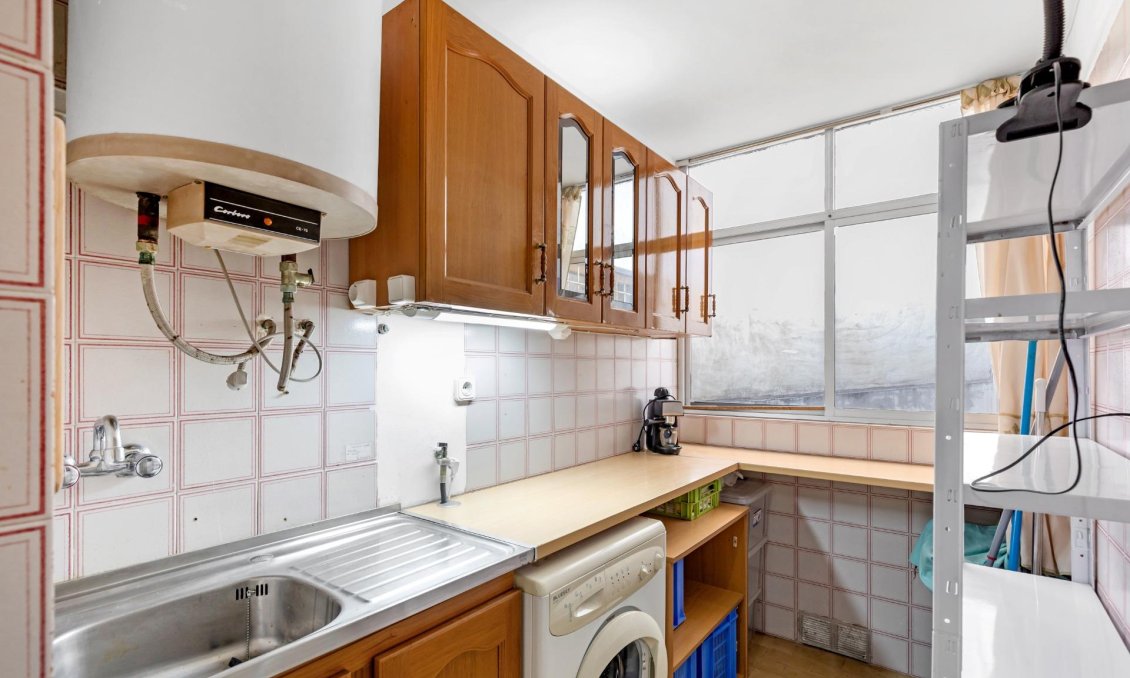 Segunda mano - Bungalow -
Torrevieja - Centro