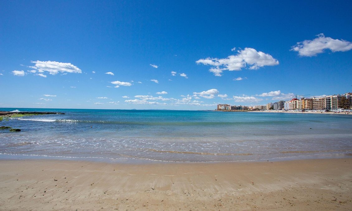 Segunda mano - Bungalow -
Torrevieja - Centro