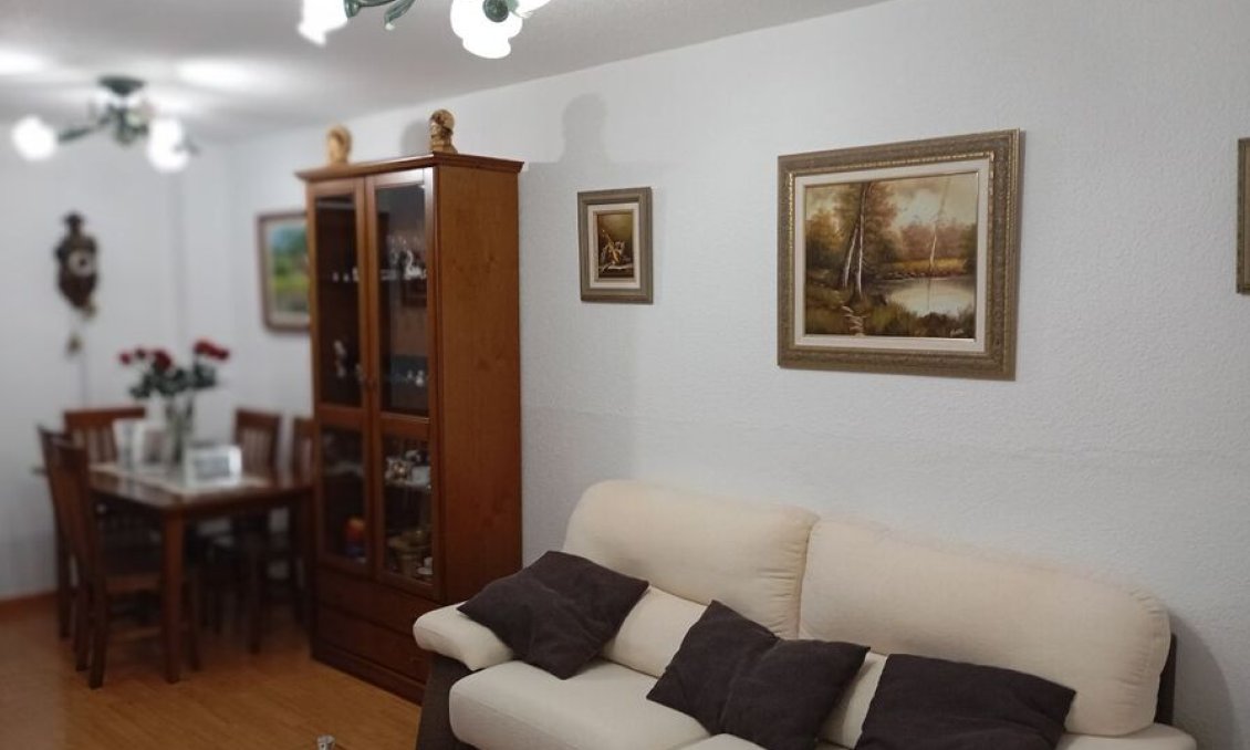 Revânzare - Town House -
Daya Vieja - Costa Blanca