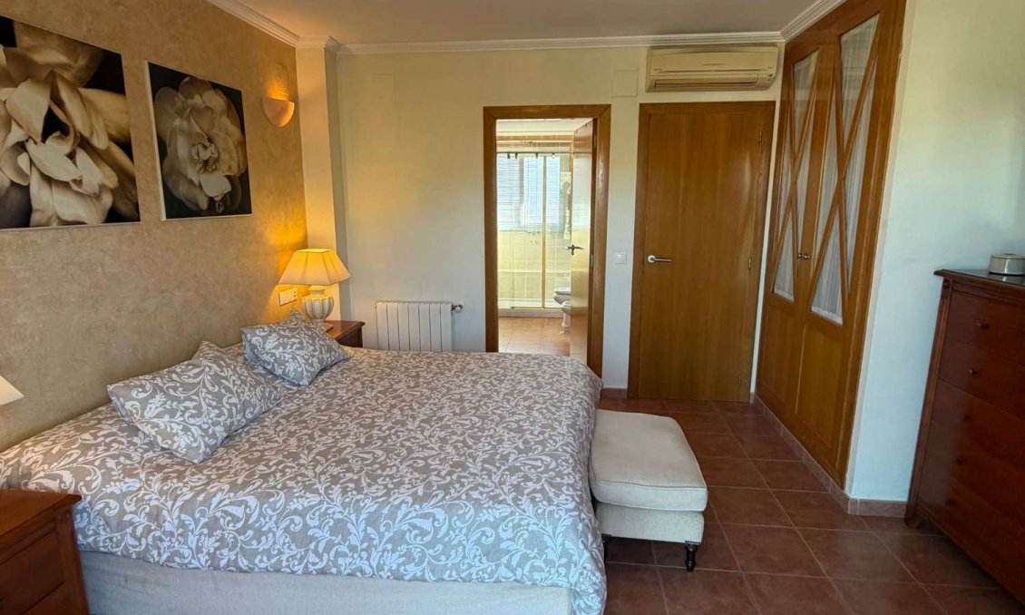 Wiederverkauf - Villa -
Calpe - Costa Blanca