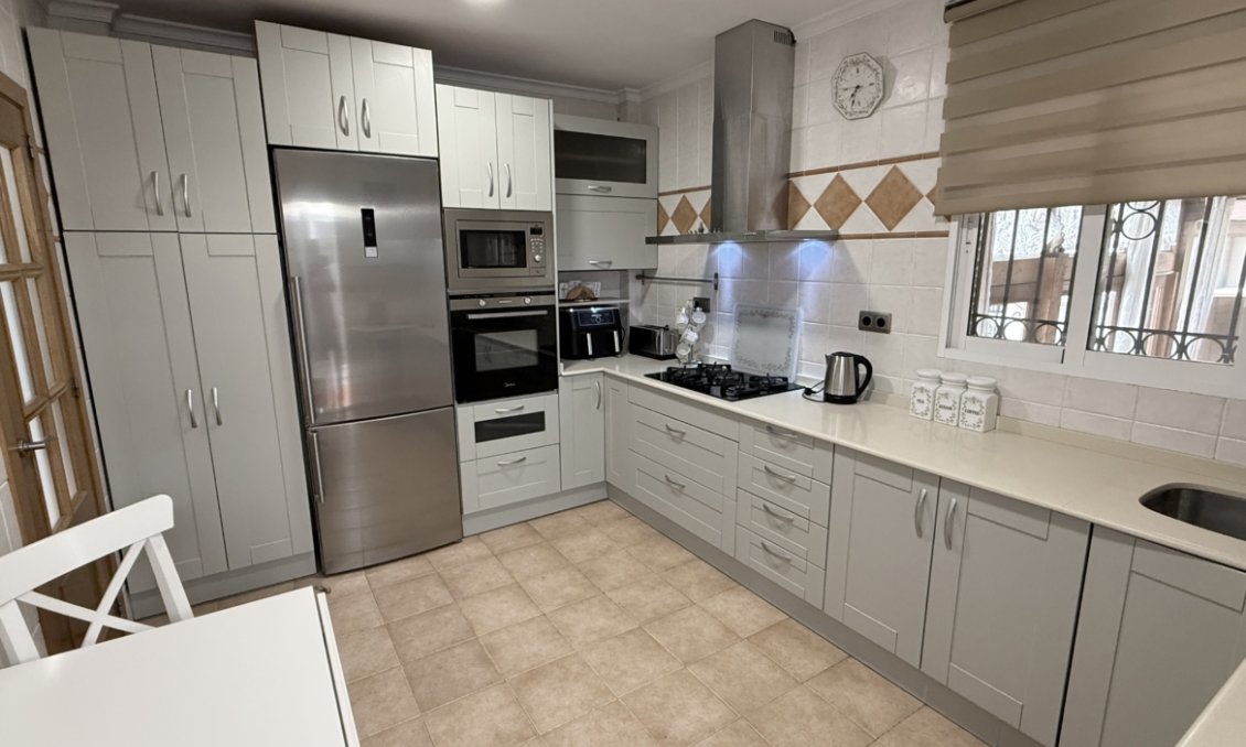 Resale - Town House -
Sucina - Inland