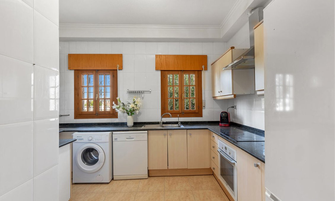 Segunda mano - Villa -
Ciudad Quesada