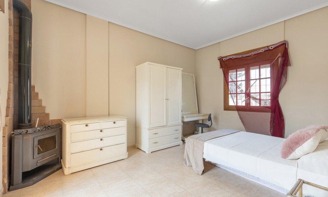 Segunda mano - Villa -
Ciudad Quesada