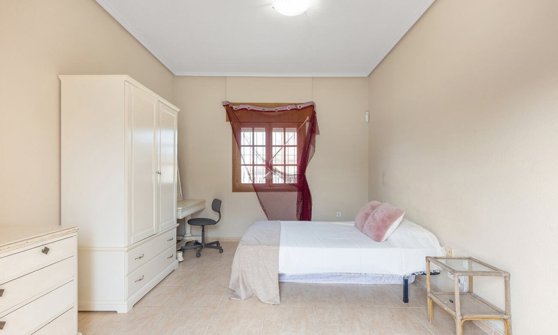 Segunda mano - Villa -
Ciudad Quesada