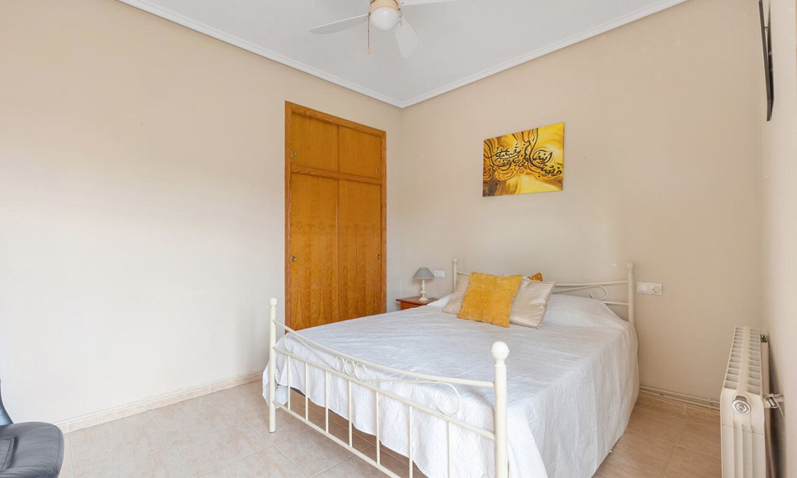 Segunda mano - Villa -
Ciudad Quesada