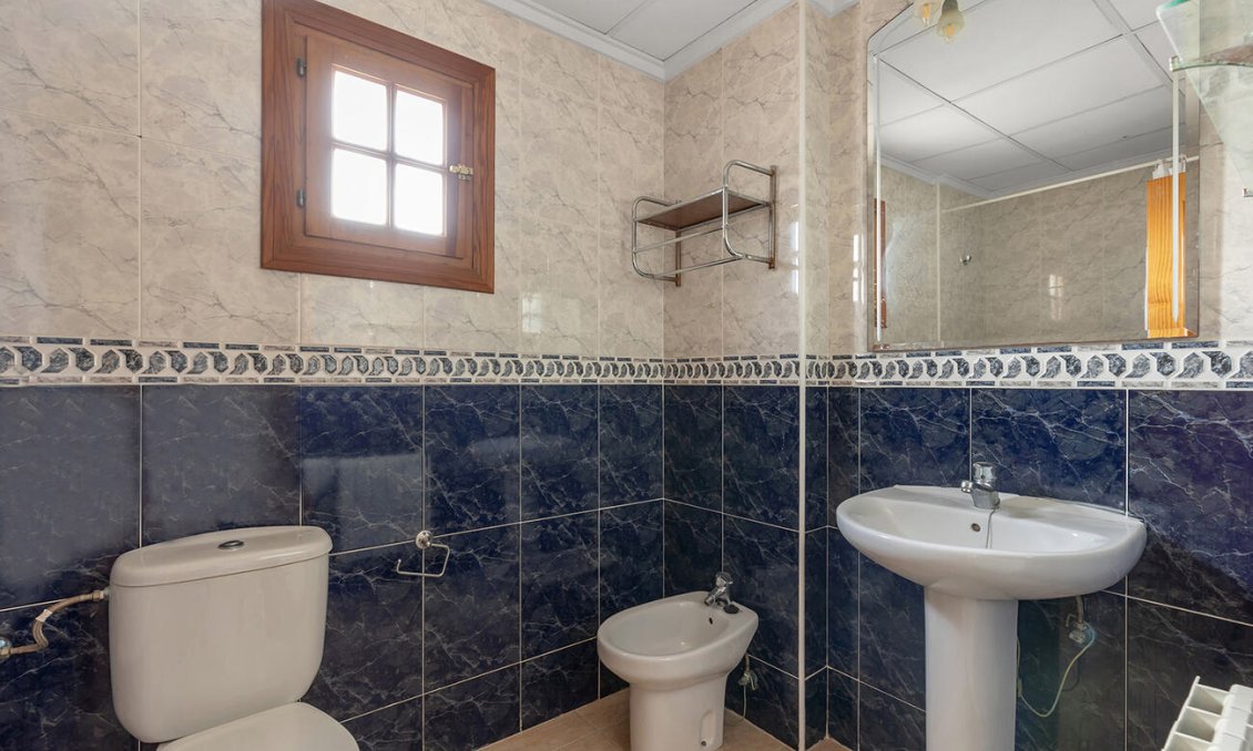 Segunda mano - Villa -
Ciudad Quesada