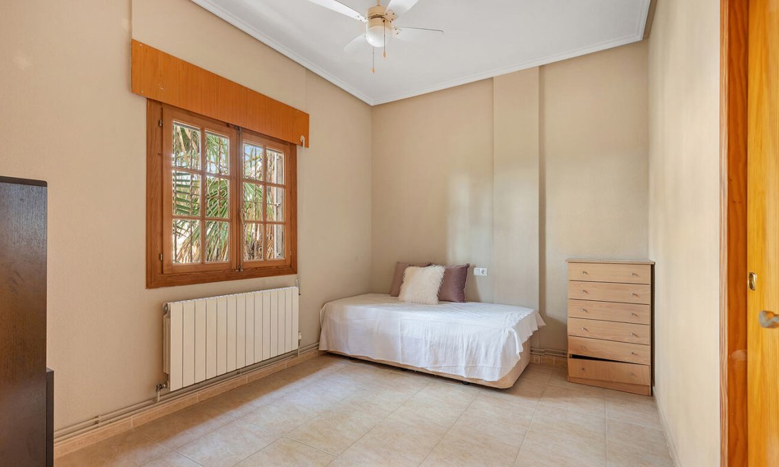 Segunda mano - Villa -
Ciudad Quesada