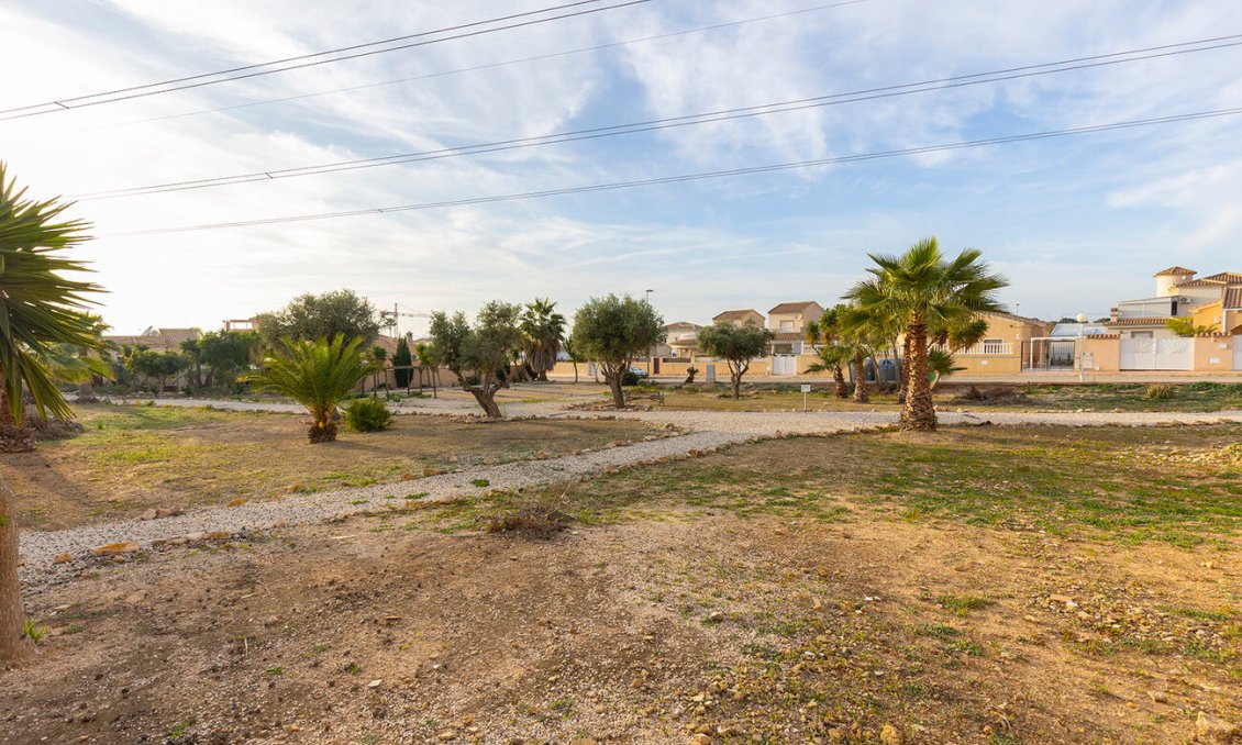 Segunda mano - Villa -
Ciudad Quesada