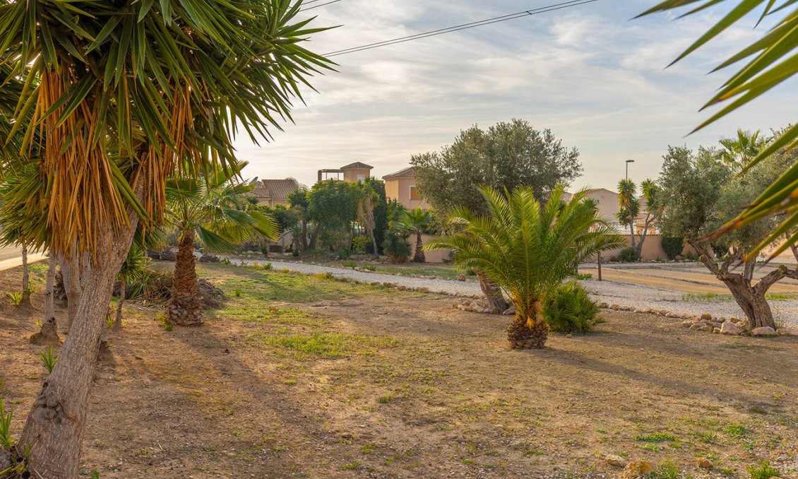 Segunda mano - Villa -
Ciudad Quesada