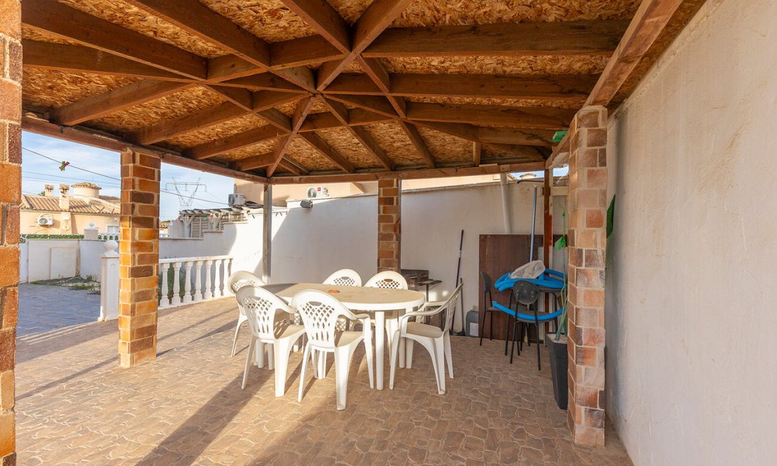 Segunda mano - Villa -
Ciudad Quesada