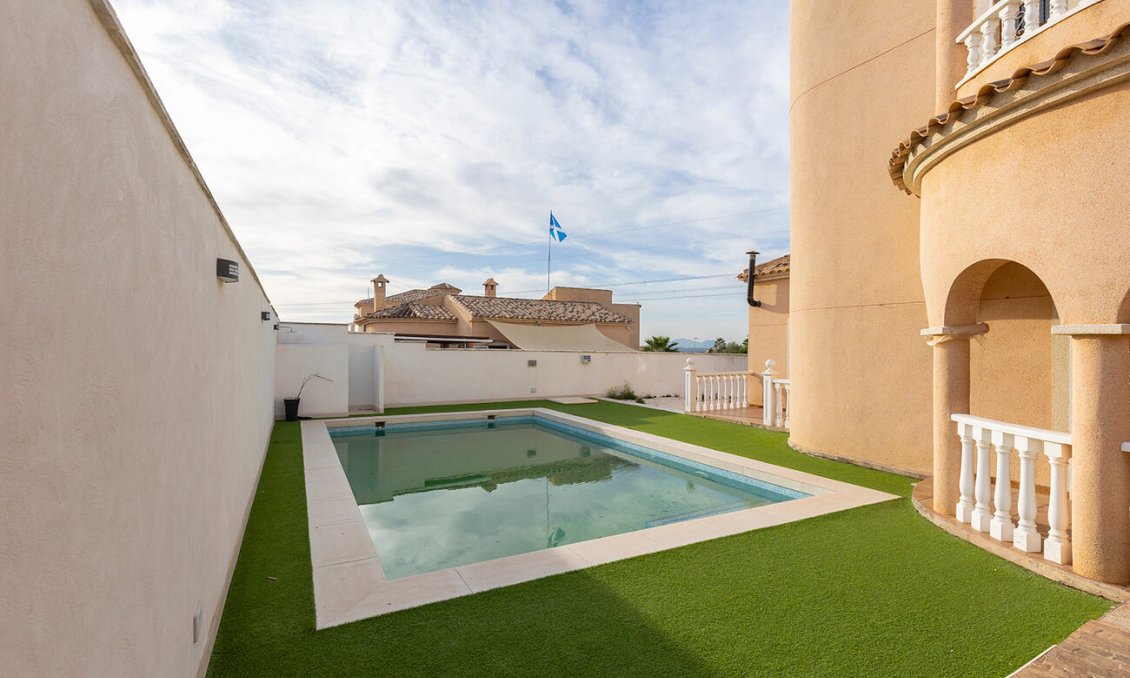 Segunda mano - Villa -
Ciudad Quesada