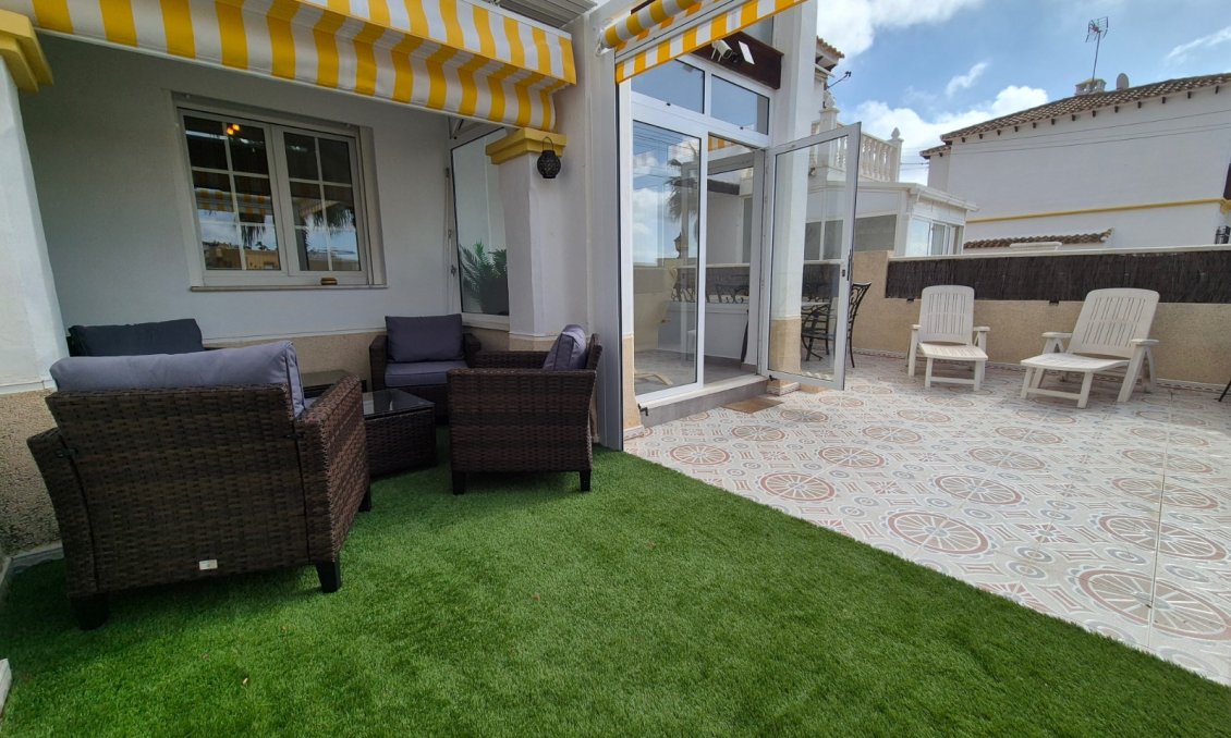 Wiederverkauf - Wohnung -
San Miguel de Salinas - Inland