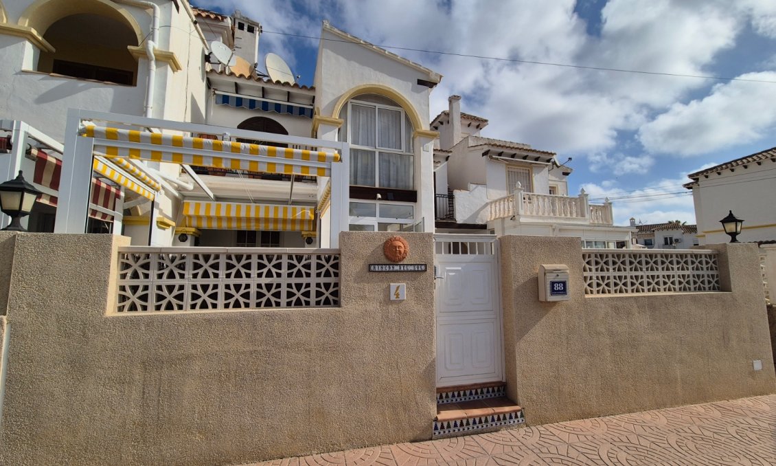 Wiederverkauf - Wohnung -
San Miguel de Salinas - Inland