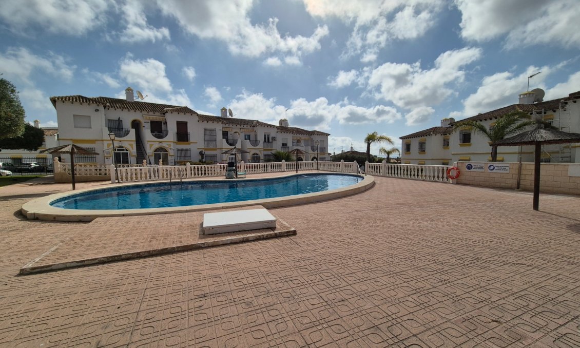 Wiederverkauf - Wohnung -
San Miguel de Salinas - Inland