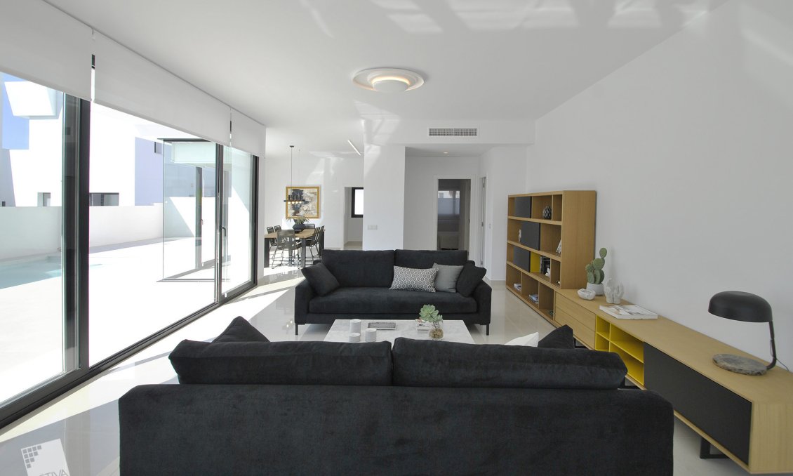 Használt Ingatlanok - Villa -
Rojales - Inland