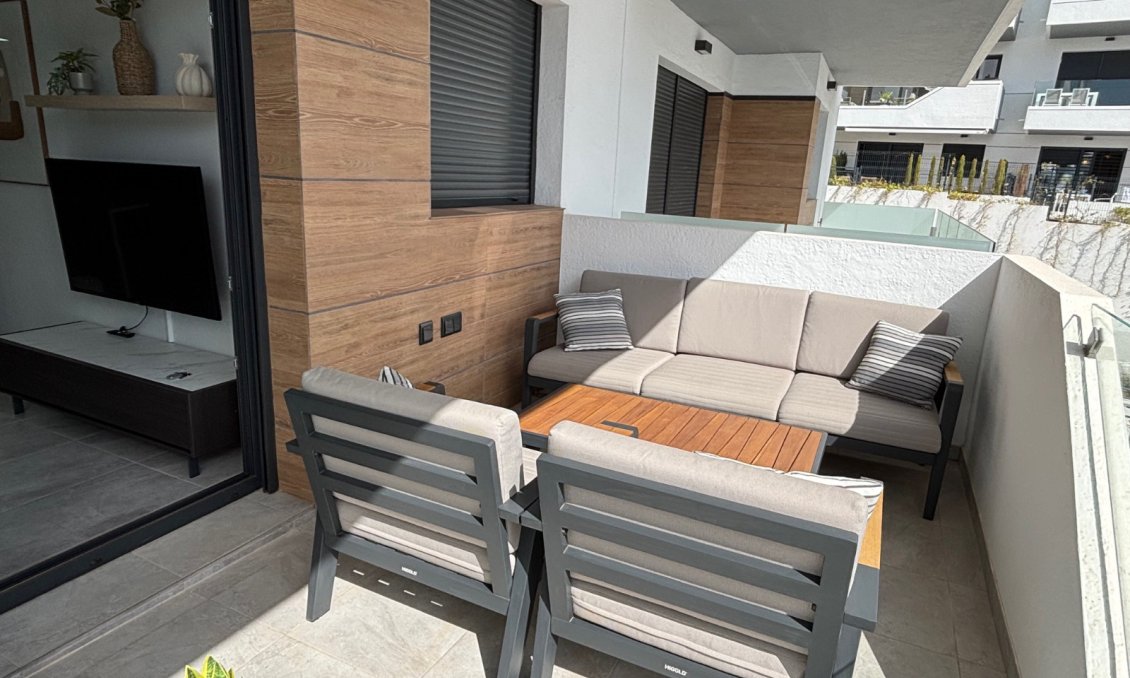 Segunda mano - Apartamento -
Villamartin - Costa Blanca