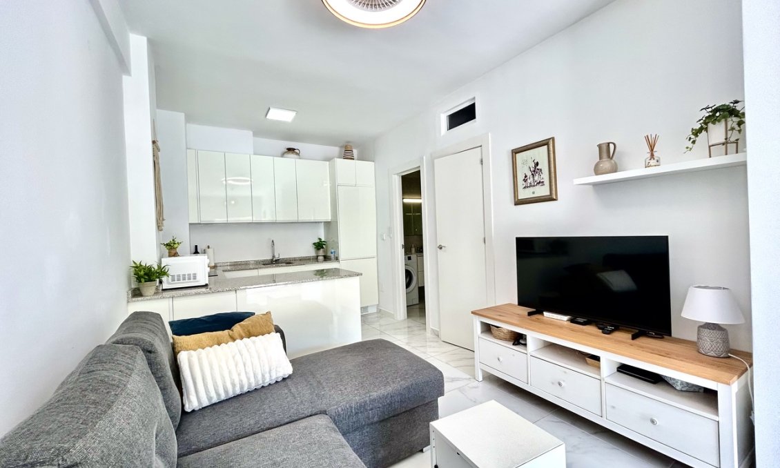 Használt Ingatlanok - Apartman -
La Zenia - Costa Blanca