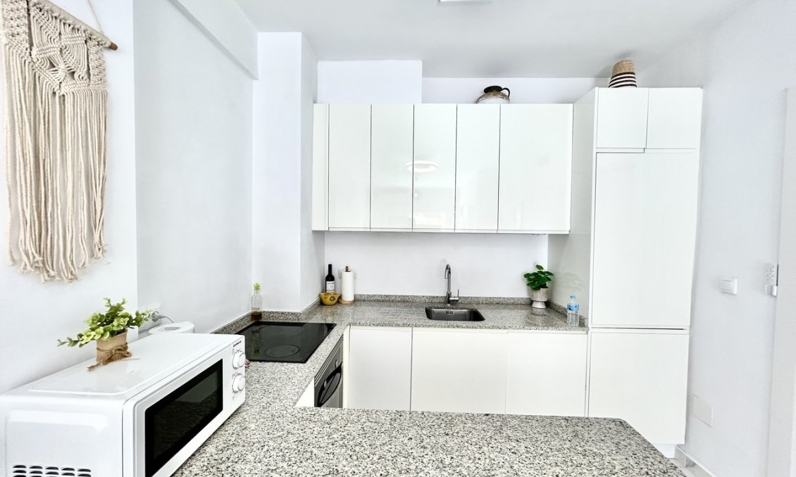 Használt Ingatlanok - Apartman -
La Zenia - Costa Blanca