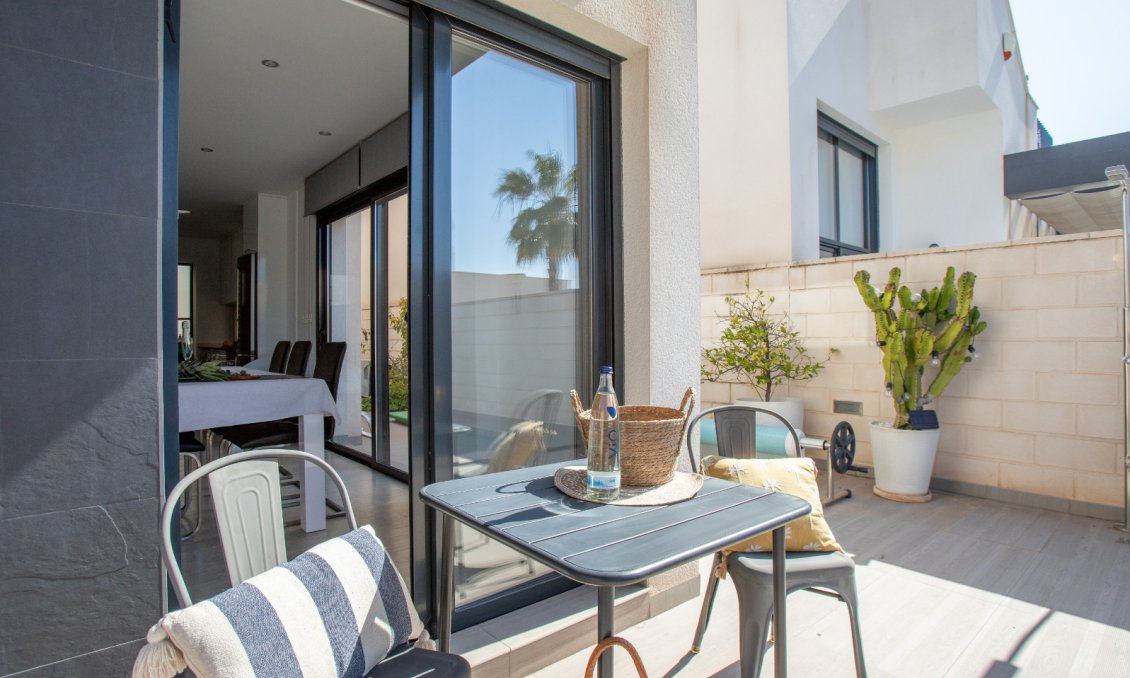 Használt Ingatlanok - Villa -
Rojales - Inland