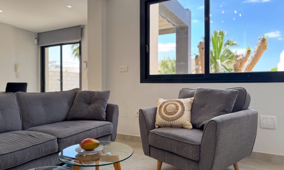 Használt Ingatlanok - Villa -
Rojales - Inland