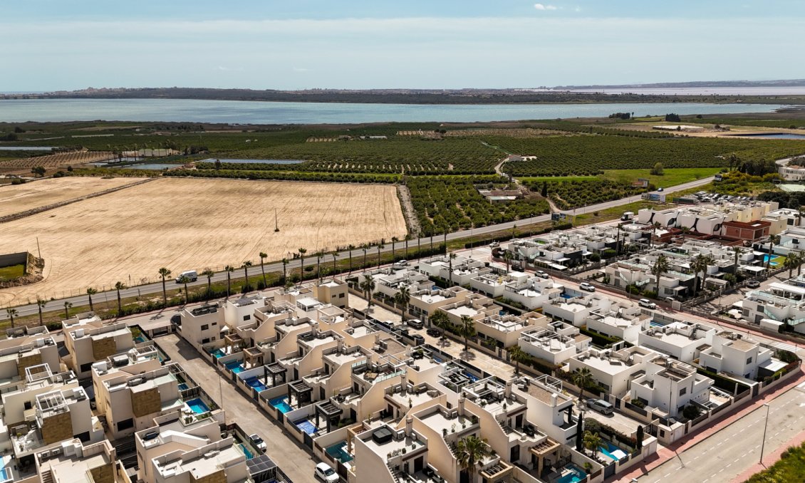 Használt Ingatlanok - Villa -
Rojales - Inland