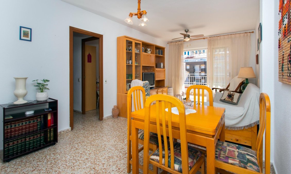 Resale - Penthouse -
Torrevieja - Playa del Cura