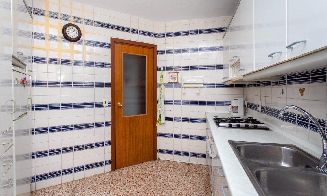 Resale - Penthouse -
Torrevieja - Playa del Cura