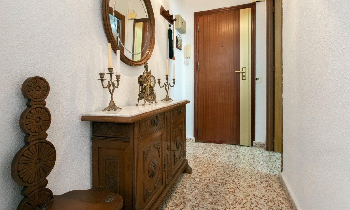 Resale - Penthouse -
Torrevieja - Playa del Cura