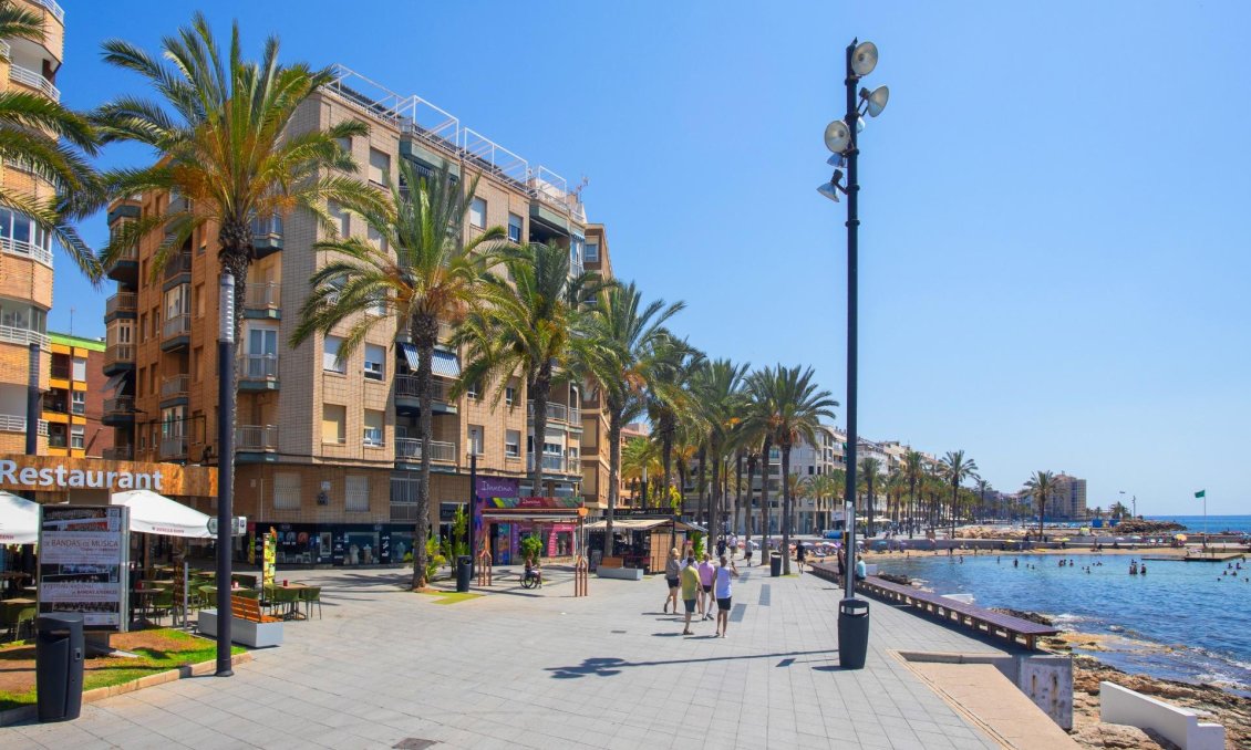 Resale - Penthouse -
Torrevieja - Playa del Cura