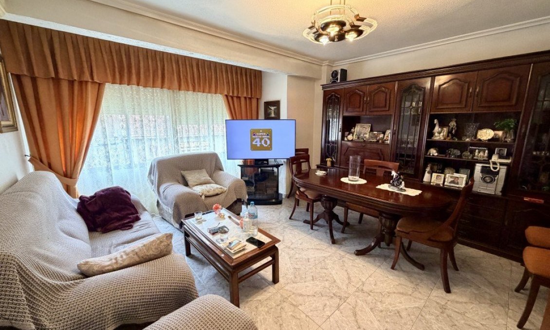 Revânzare - Apartament -
Torrevieja - Costa Blanca