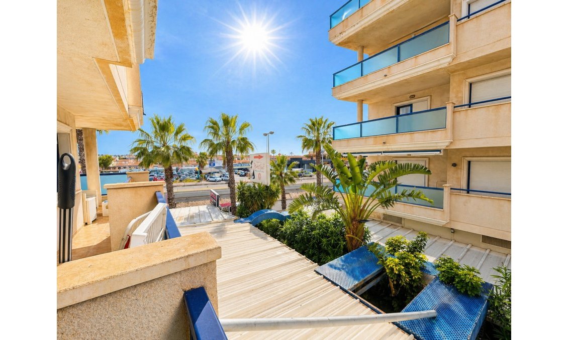 Segunda mano - Apartamento -
Orihuela Costa - Costa Blanca
