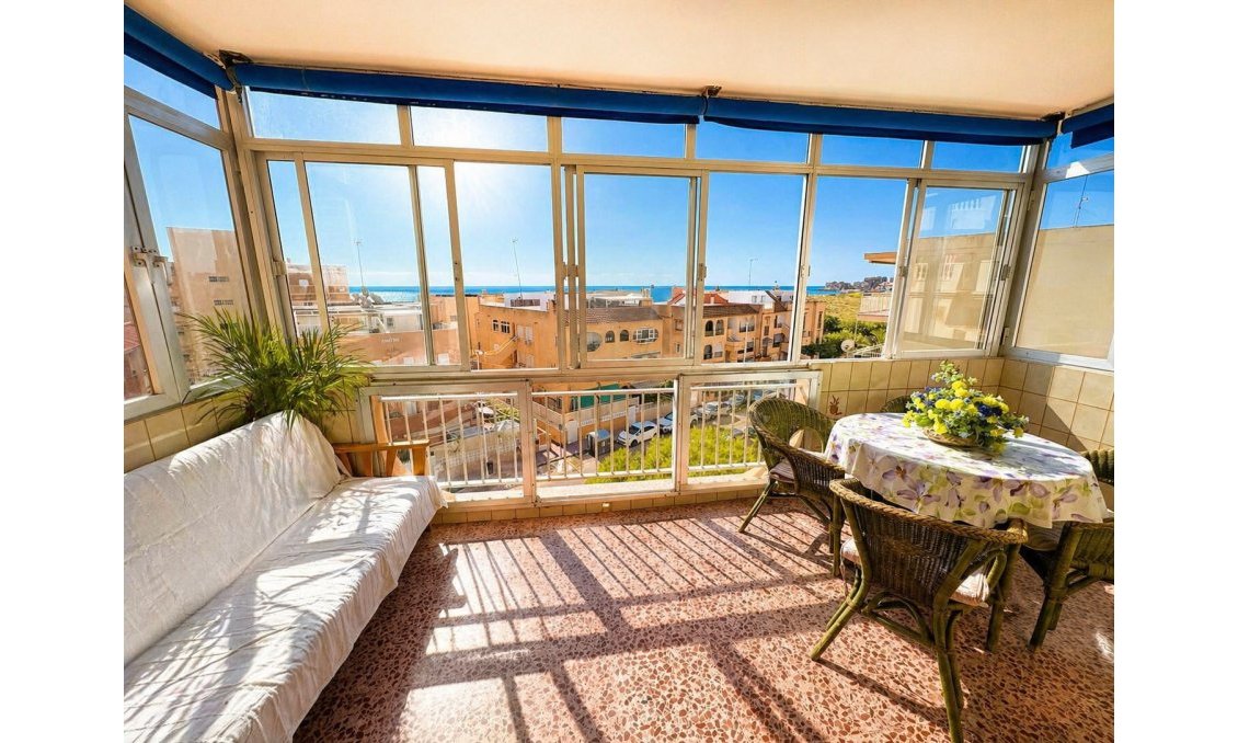 Revânzare - Apartament -
Torrevieja - Costa Blanca